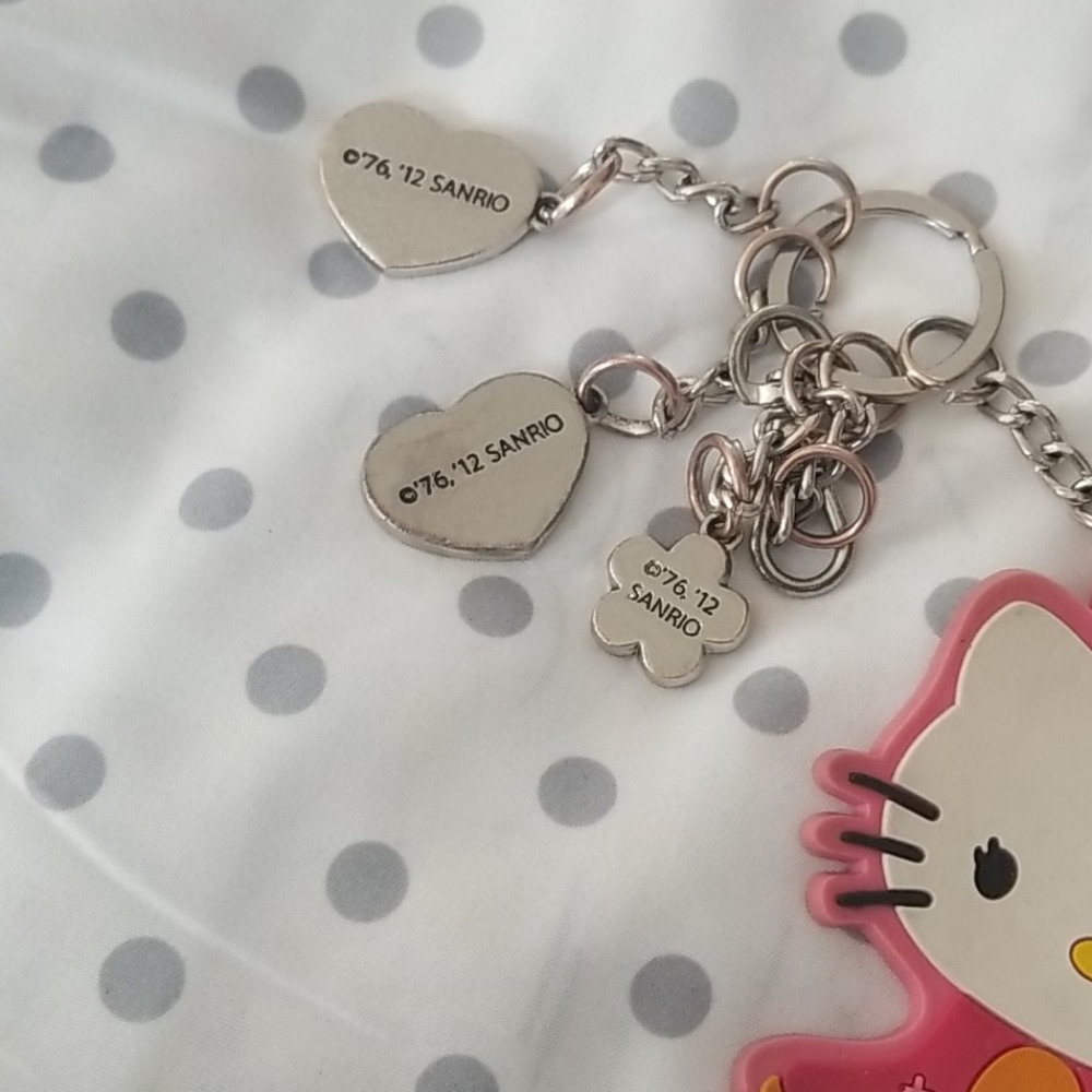 Hello kitty keyring - Picture 3 of 5